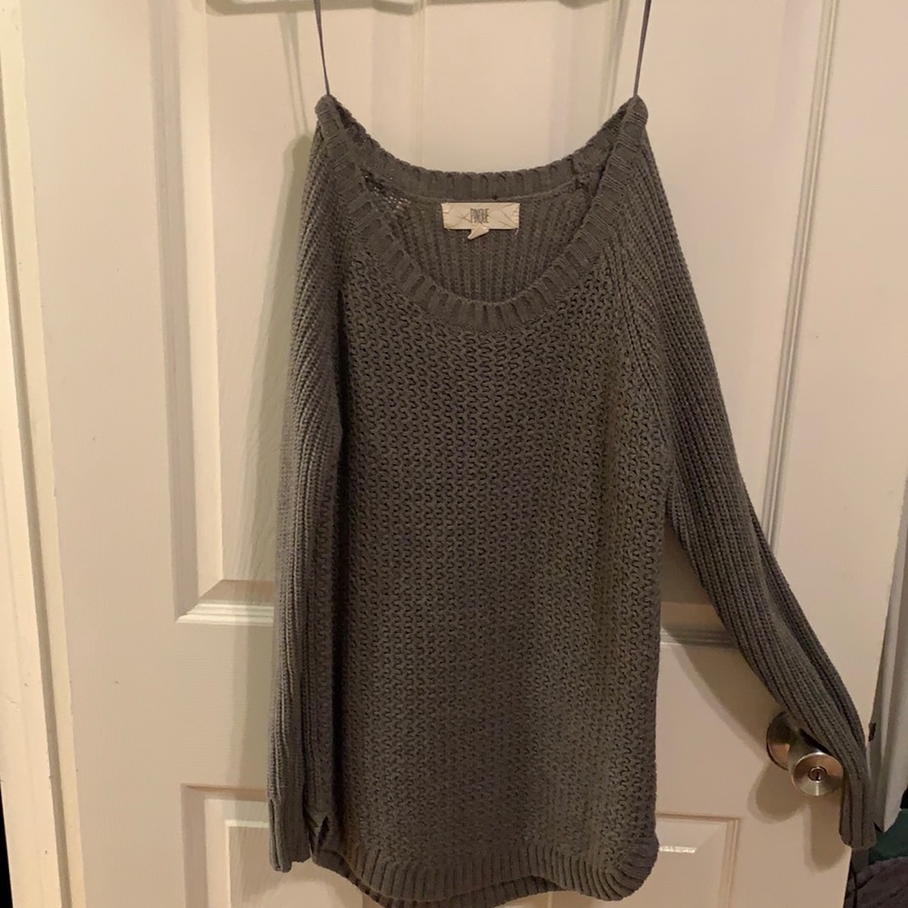 Grey Pinque Sweater